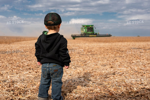 Farm Kid in Field 185011