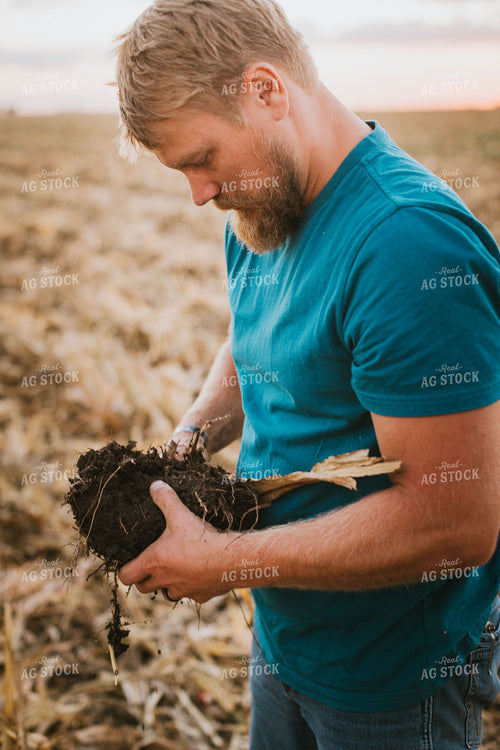 Farmer Checking Root Ball 9402