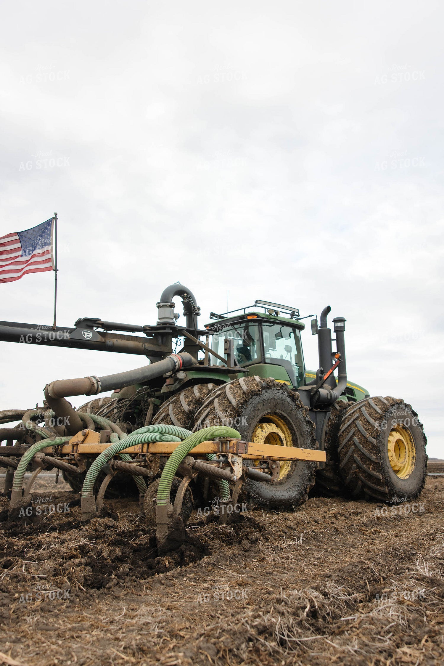Injecting Manure 152727