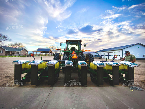 Loading Planter 56144