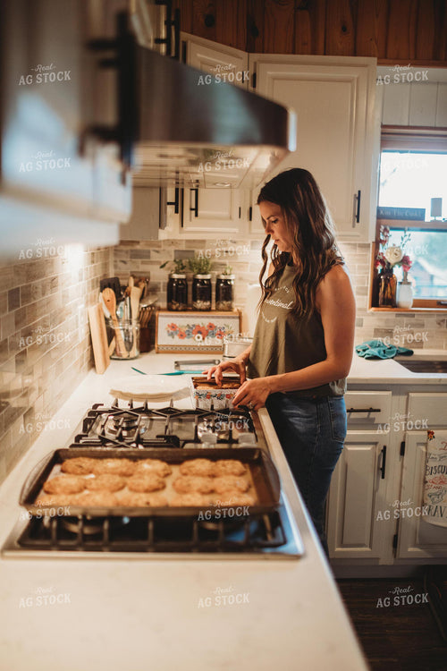 Farm Mom Making Cookies 5592