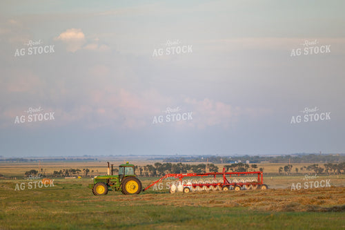 Raking Hay 72139