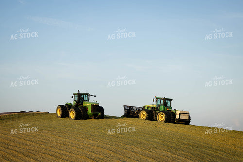 Packing Corn Silage 152963
