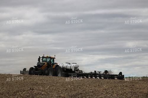 Tractor Planting 82034