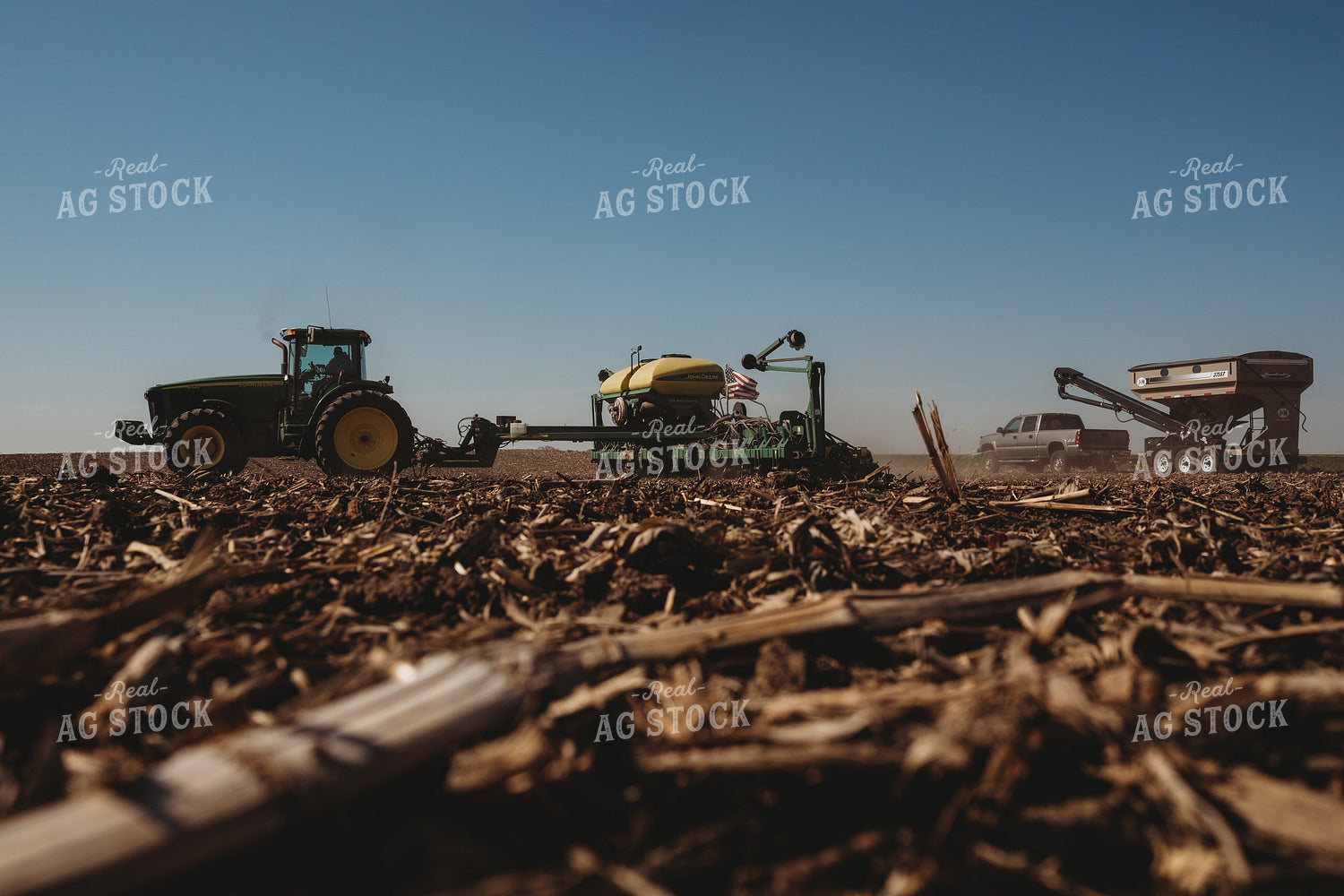 Planting with Seed Tender in Background 3996