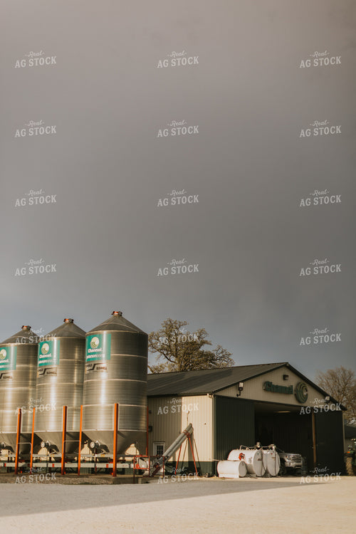 Seed Shed 7610