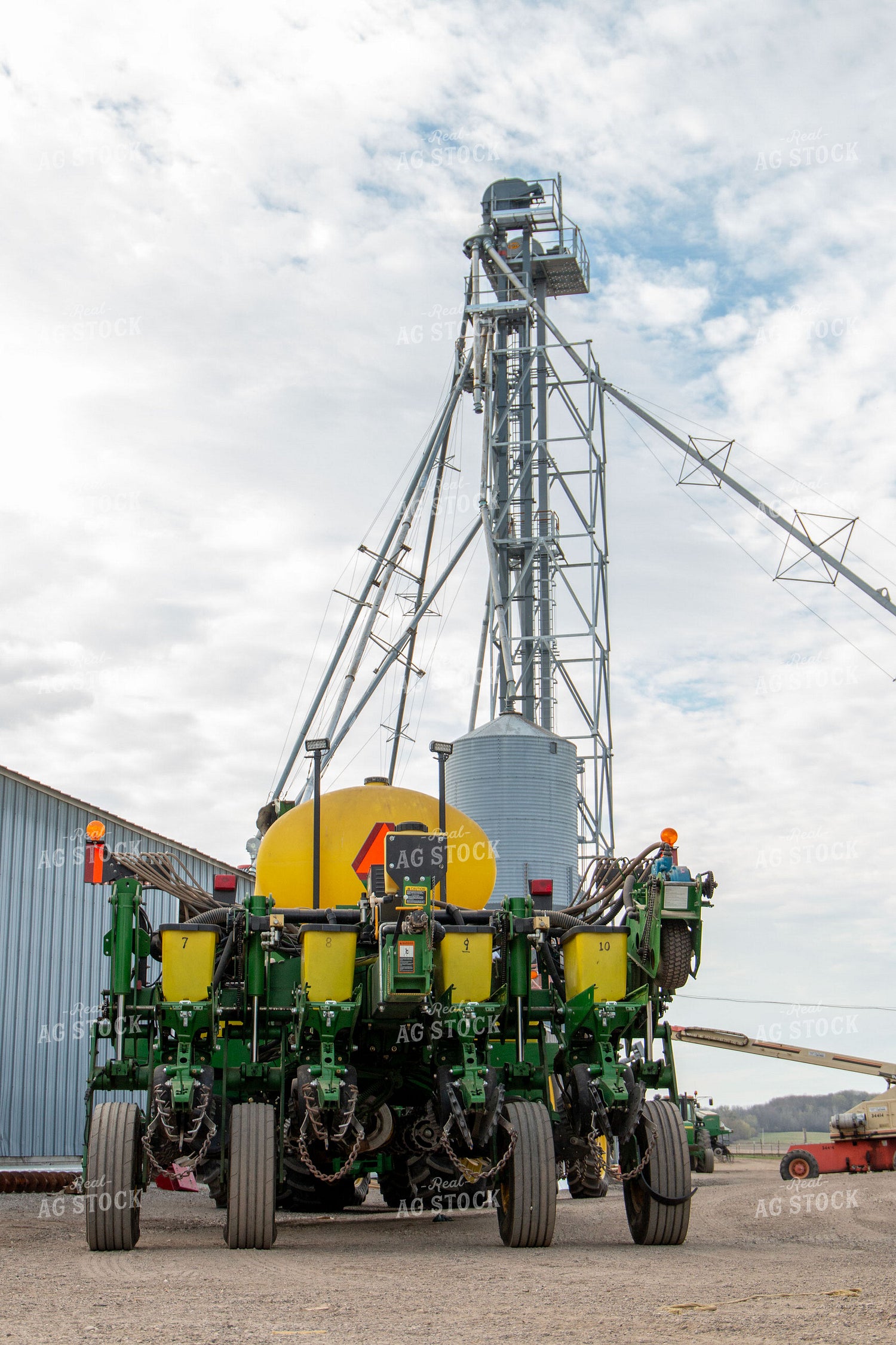Planter on Farm 157053