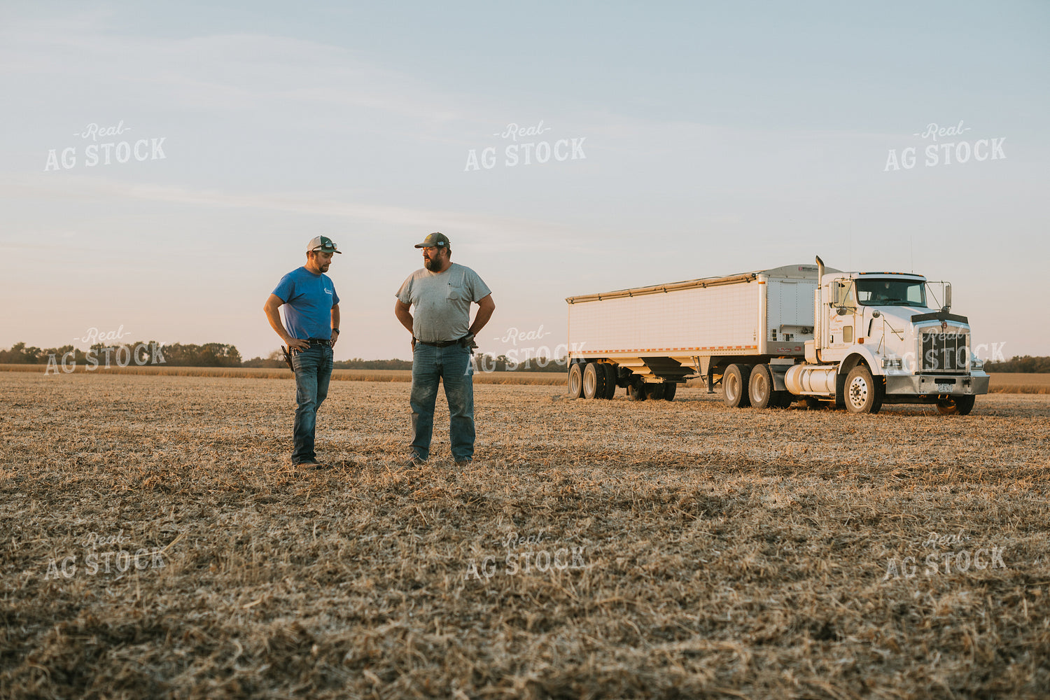 Male Farmers Talking in Soybean Field 6990
