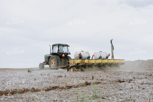 Planter in Field 77075