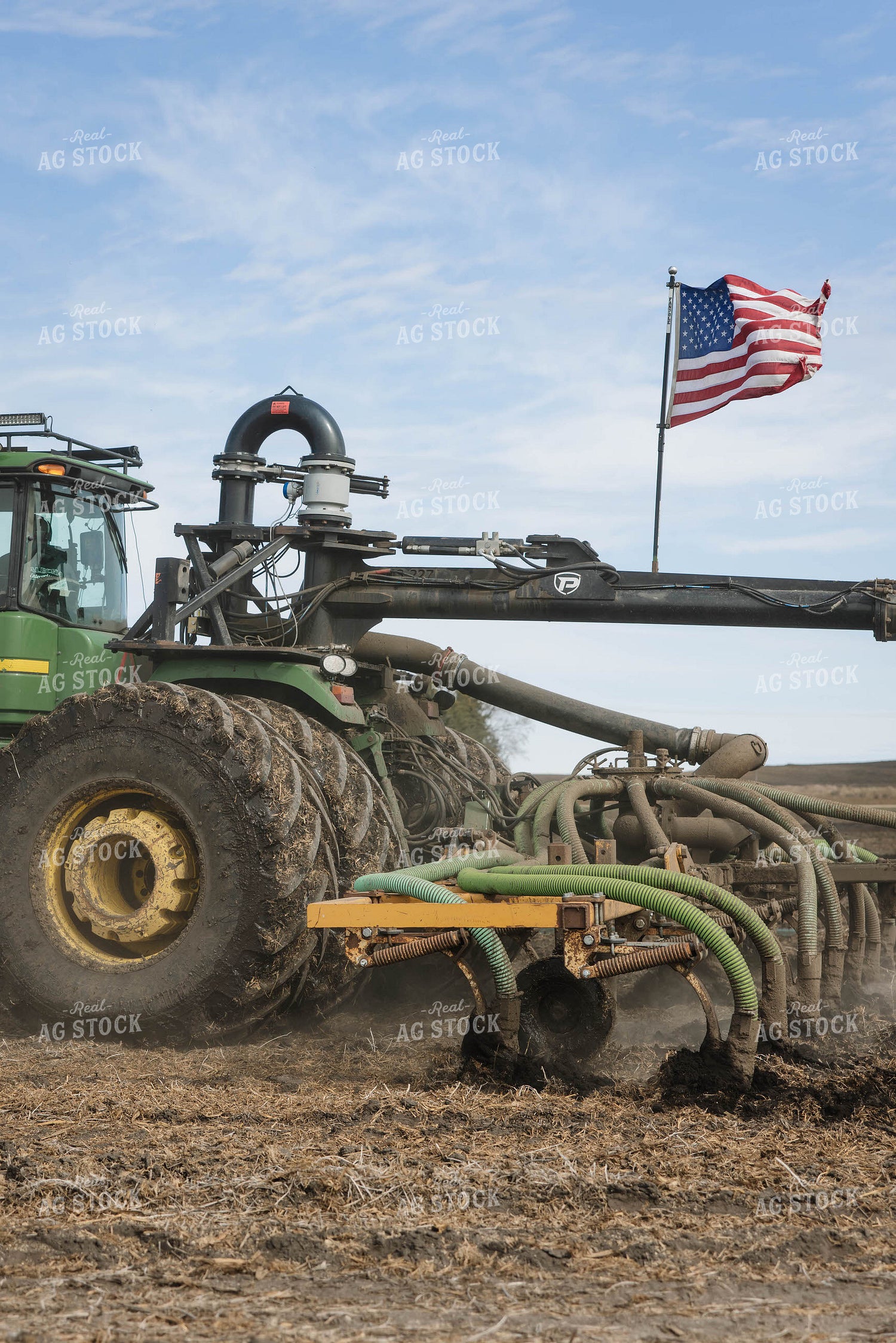Injecting Manure 152736